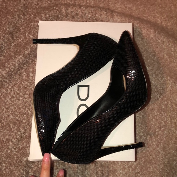 Black Aldo sequence heels - Picture 2 of 6